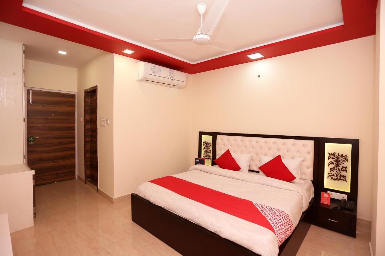 Oyo 23495 Hotel The Park Juhi Bari Exterior photo