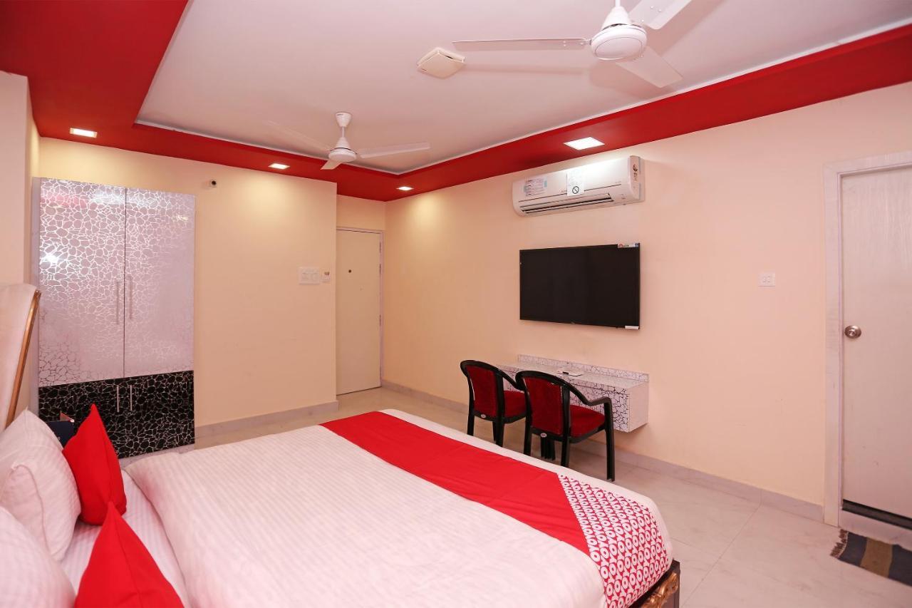 Oyo 23495 Hotel The Park Juhi Bari Exterior photo