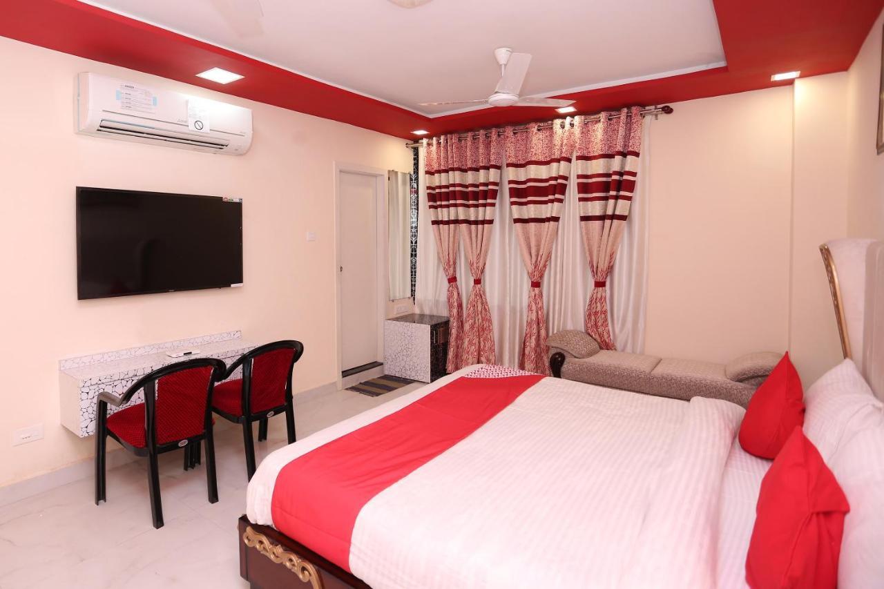 Oyo 23495 Hotel The Park Juhi Bari Exterior photo